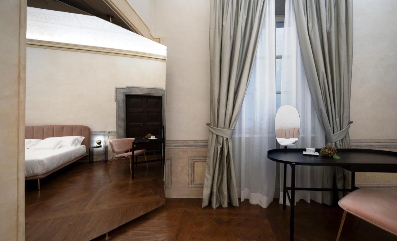 Palazzo Giusti Suites And Spa Урбино Экстерьер фото