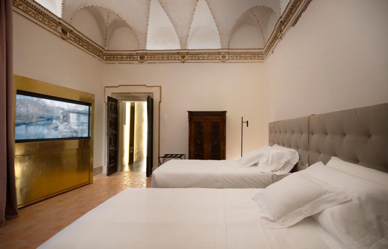 Palazzo Giusti Suites And Spa Урбино Экстерьер фото